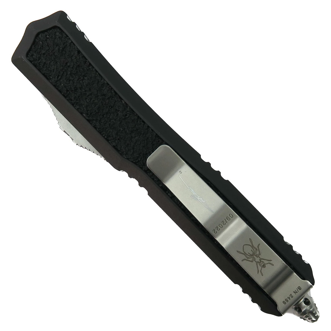 Microtech Signature Series Makora OTF Knife, Stonewash Combo Dagger Blade 2 Microtech Signature Series Makora OTF Knife, Stonewash Combo Dagger Blade - Image 2